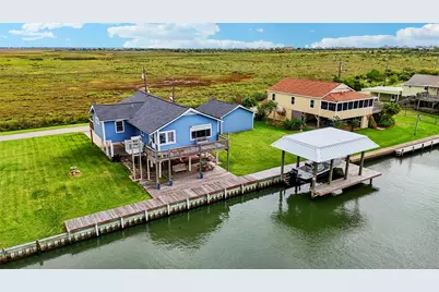 1221 Bay Street, Crystal Beach, TX 77650 - Photo 1