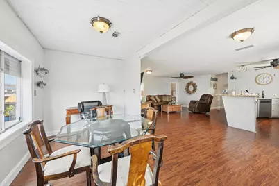 1221 Bay Street, Crystal Beach, TX 77650 - Photo 10