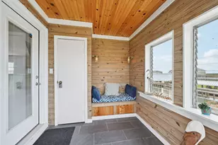 1221 Bay St, Crystal Beach, TX 77650 - Photo 6