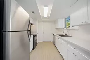 2302 Green Knoll Dr, Houston, TX 77067 - Photo 6