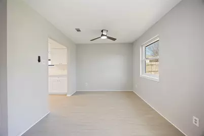 2302 Green Knoll Drive, Houston, TX 77067 - Photo 10