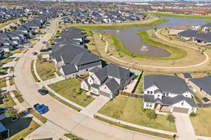 739 Corbin Crst Trl, La Porte, TX 77571 - Photo 4