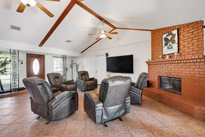 621 Elsbeth Street, Channelview, TX 77530 - Photo 8