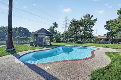 621 Elsbeth Street, Channelview, TX 77530 - Photo 1