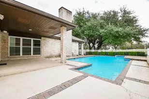 1750 N Country Club Blvd, Sugar Land, TX 77478 - Photo 26