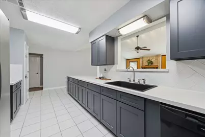 320 Creek Bend Drive, League City, TX 77573 - Photo 8
