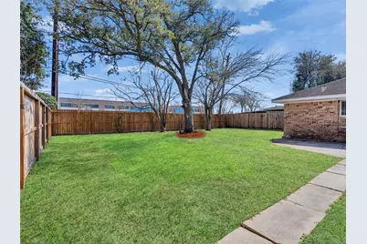 2305 Peach Lane, Pasadena, TX 77502 - Photo 34