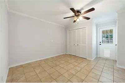 4018 Kenwood Drive, Bryan, TX 77802 - Photo 8