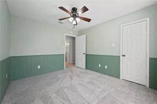 4018 Kenwood Dr, Bryan, TX 77802 - Photo 14