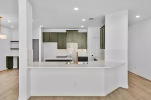 32318 Cedar Elm Dr, Waller, TX 77484 - Photo 8