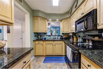5217 Arboles Drive #M, Houston, TX 77035 - Photo 20