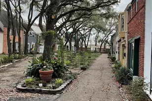 5217 Arboles Dr, Houston, TX 77035 - Photo 42