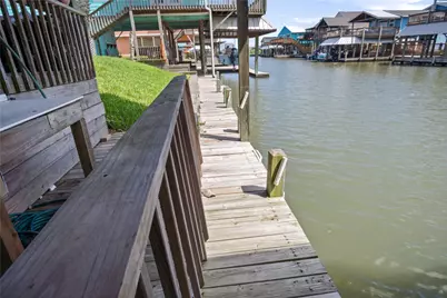 1205 Bay Street, Crystal Beach, TX 77650 - Photo 30