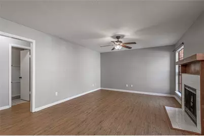 2402 Sycamore Avenue #E2, Huntsville, TX 77340 - Photo 6