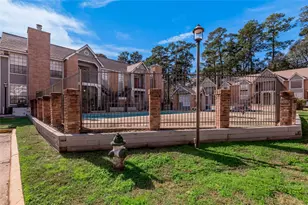 2402 Sycamore Ave, Huntsville, TX 77340 - Photo 28