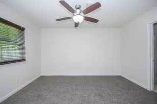1215 Pinecroft Dr, Sugar Land, TX 77498 - Photo 22
