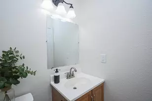 1215 Pinecroft Dr, Sugar Land, TX 77498 - Photo 24