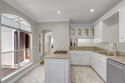 4916 Travis Street, Houston, TX 77002 - Photo 10