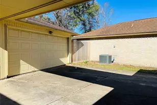 14734 Charlmont Dr, Houston, TX 77083 - Photo 24