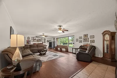 2307 Oleander Drive, Dickinson, TX 77539 - Photo 8