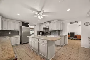 2307 Oleander Dr, Dickinson, TX 77539 - Photo 20