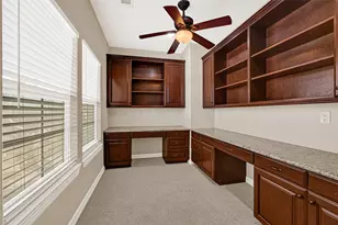 2736 Cortlandt St, Houston, TX 77008 - Photo 14