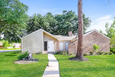 6222 Maywood Forest Drive, Houston, TX 77088 - Photo 1
