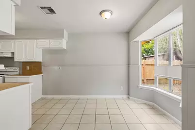 5239 Selinsky Road, Houston, TX 77048 - Photo 6