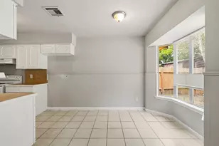 5239 Selinsky Rd, Houston, TX 77048 - Photo 6