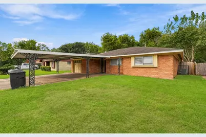 5239 Selinsky Road, Houston, TX 77048 - Photo 1