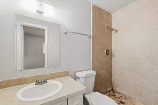 5239 Selinsky Rd, Houston, TX 77048 - Photo 10
