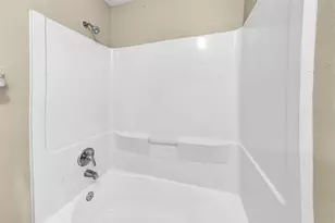 2931 Steelhead Dr, Houston, TX 77045 - Photo 14