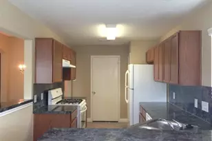 2931 Steelhead Dr, Houston, TX 77045 - Photo 2