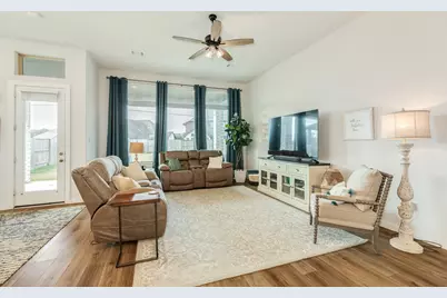 4010 Shackleton Court, Iowa Colony, TX 77583 - Photo 12