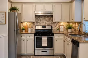 80 Fallenstone Dr, The Woodlands, TX 77381 - Photo 4