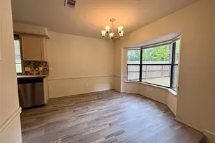 80 Fallenstone Dr, The Woodlands, TX 77381 - Photo 6