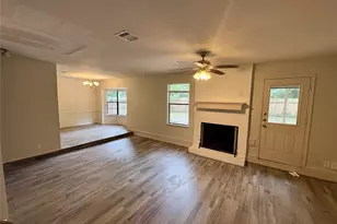 80 Fallenstone Dr, The Woodlands, TX 77381 - Photo 2