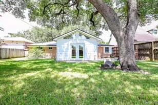 11931 Dunlap St, Houston, TX 77035 - Photo 20