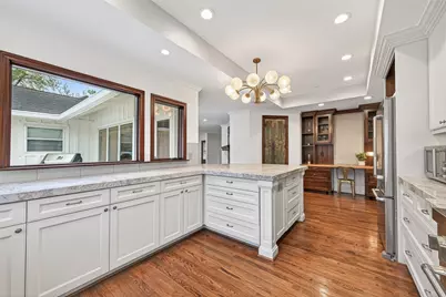 426 W Gaywood Drive, Houston, TX 77079 - Photo 18