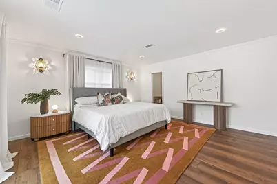 426 W Gaywood Drive, Houston, TX 77079 - Photo 24