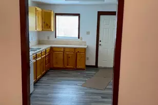 3914 Bernardo De Galvez Ave, Galveston, TX 77550 - Photo 4