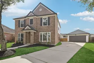 2910 Fountain Brook Ct, Pearland, TX 77584 - Photo 2