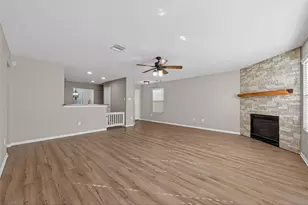 9940 Swallow Dr, Conroe, TX 77385 - Photo 8