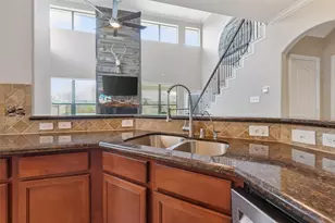 2047 Brodie Ln, Conroe, TX 77301 - Photo 14