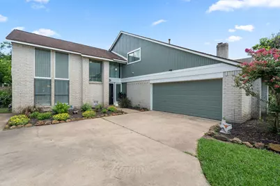 403 Banyan Street, Lake Jackson, TX 77566 - Photo 1