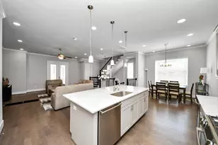 5720 Petty St, Houston, TX 77007 - Photo 10
