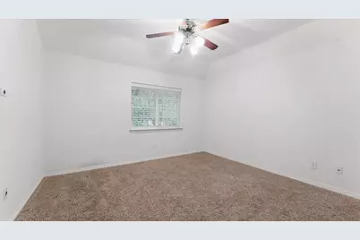 58 S Longsford Circle, The Woodlands, TX 77382 - Photo 32