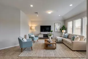 2939 Canadian Goose Ln, Baytown, TX 77521 - Photo 2