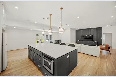 5630 Lymbar Drive, Houston, TX 77096 - Photo 12