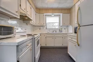 118 4th St, Dickinson, TX 77539 - Photo 12